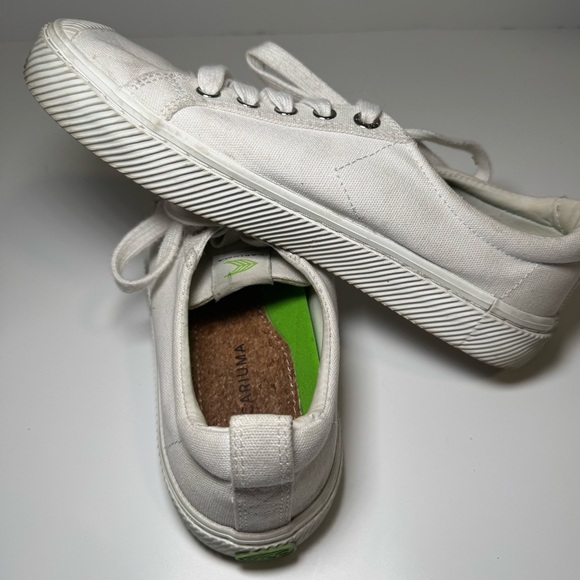 Cariuma OCA Off Canvas Sneakers white womans 8 - Picture 11 of 11